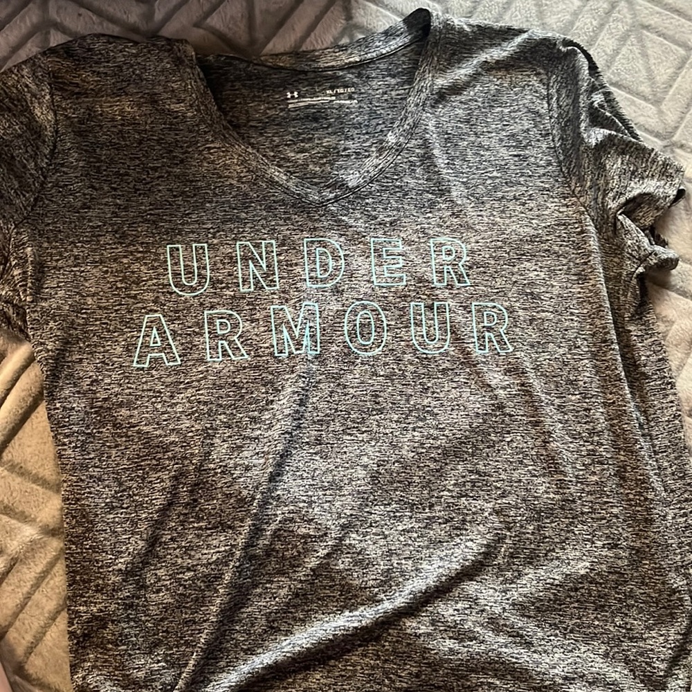 Under Armour V neck, size XL.